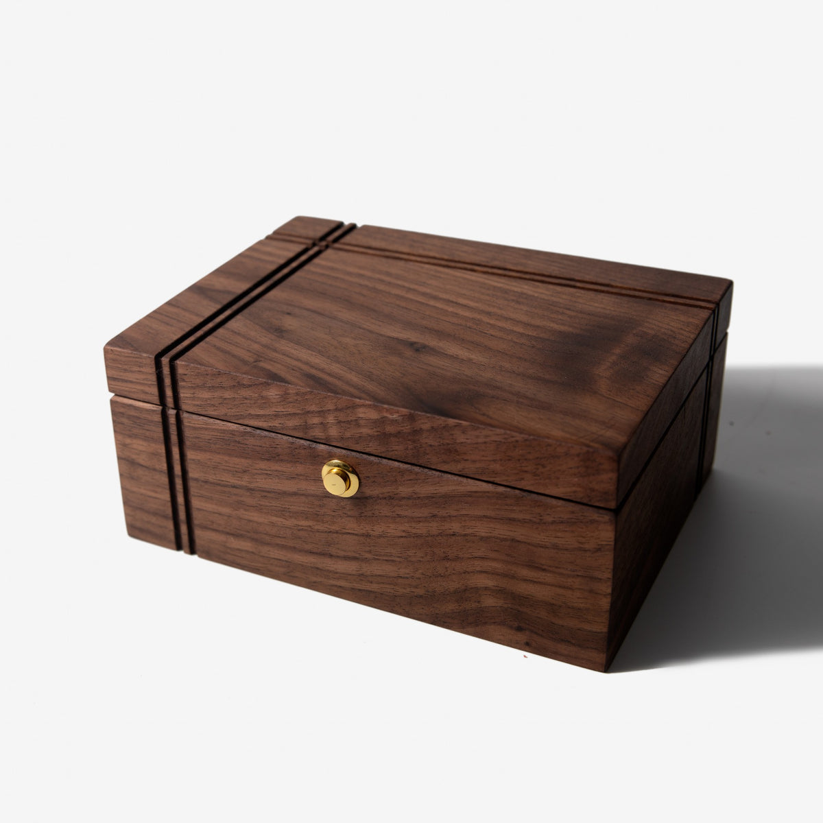 Black Walnut and Maple Keepsake Box, handmade by Red Ridge Woodworking, view 13